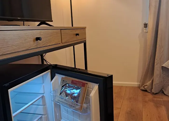 Dom W Sadzie Frydrychowka יבוז'ינקה