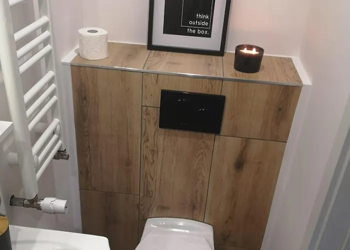 Dom W Sadzie Frydrychowka * יבוז'ינקה