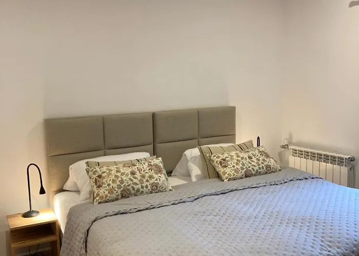 Dom W Sadzie Frydrychowka יבוז'ינקה