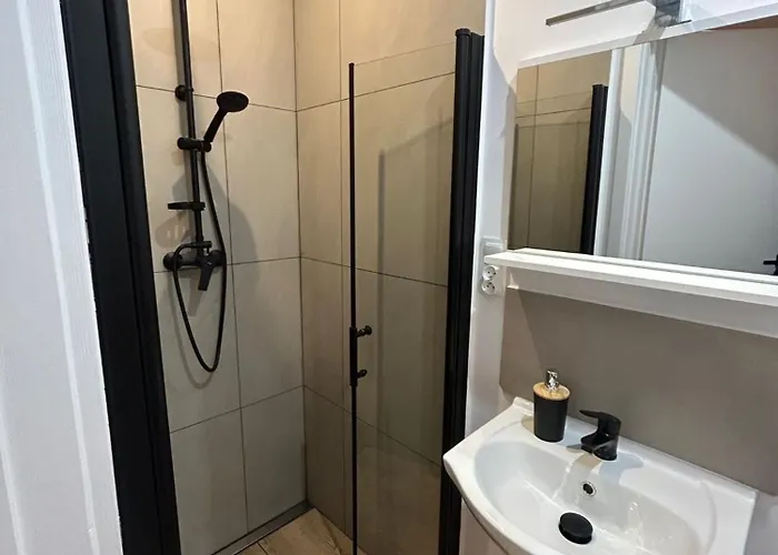 בית אירוח Dom W Sadzie Frydrychowka יבוז'ינקה